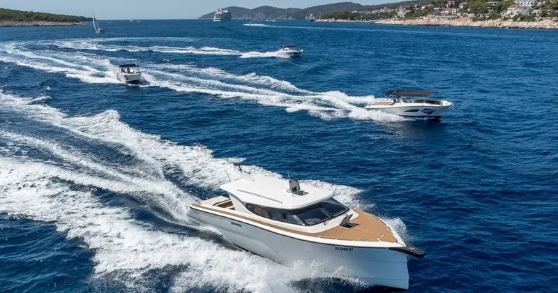 Blue Cave & Hvar Small-Group Speedboat
